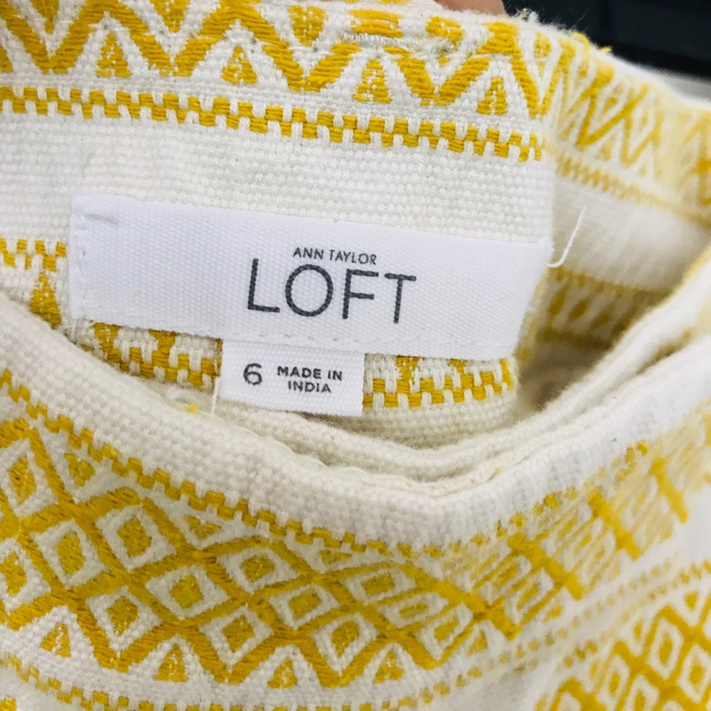 3/$25 100% Loft Cotton Aztec Print Shorts (B1) - Picture 4 of 7